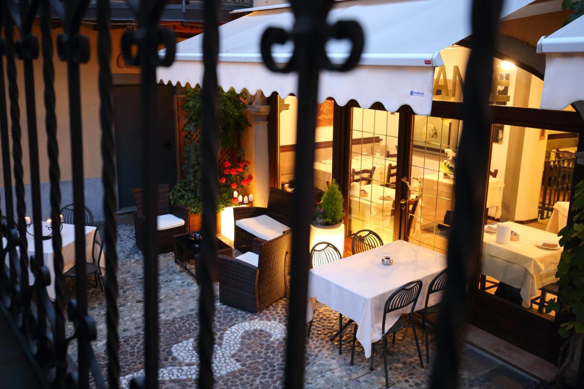 Albergo Antica Locanda Клузоне Экстерьер фото